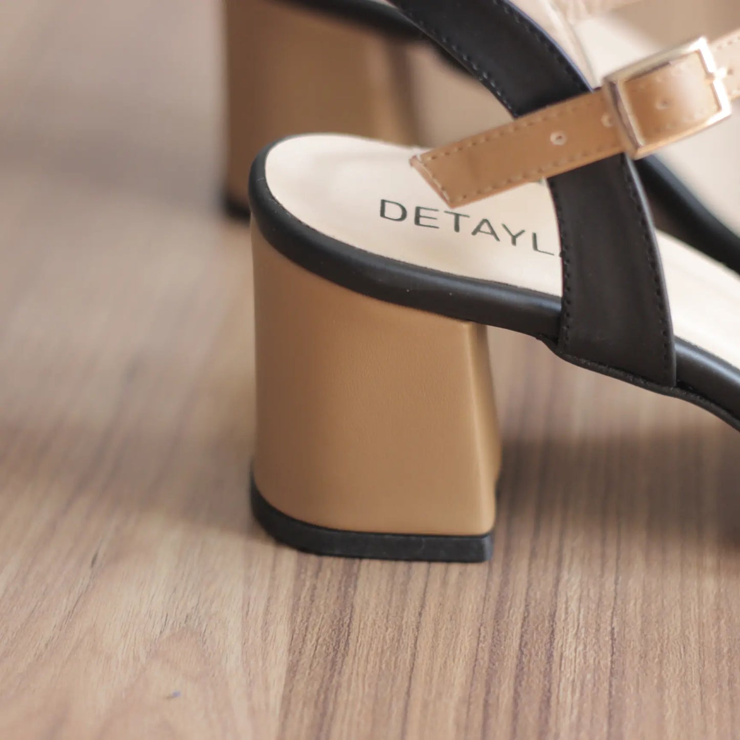 MIX – Classic Strap Sandal