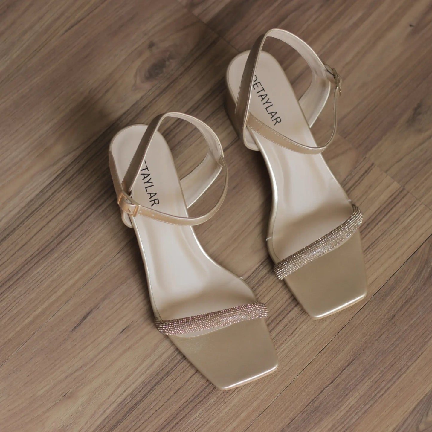 LUSINA – Soft Spark Sandal