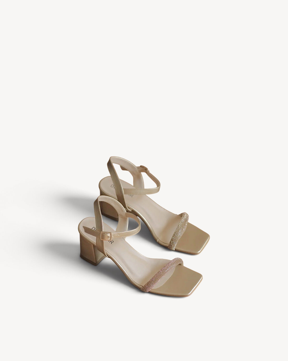 LUSINA – Soft Spark Sandal
