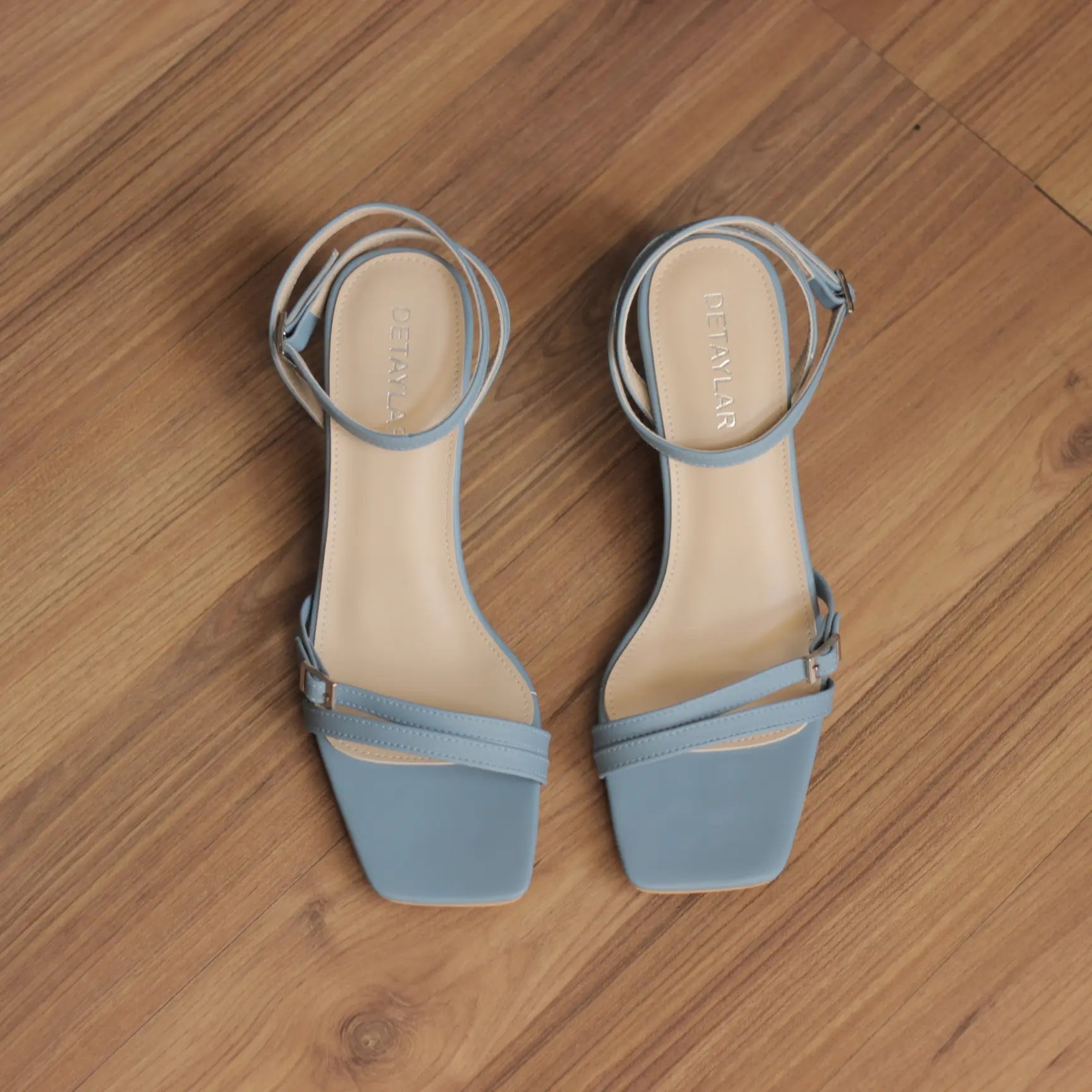 MIRA – Soft Arch Sandal
