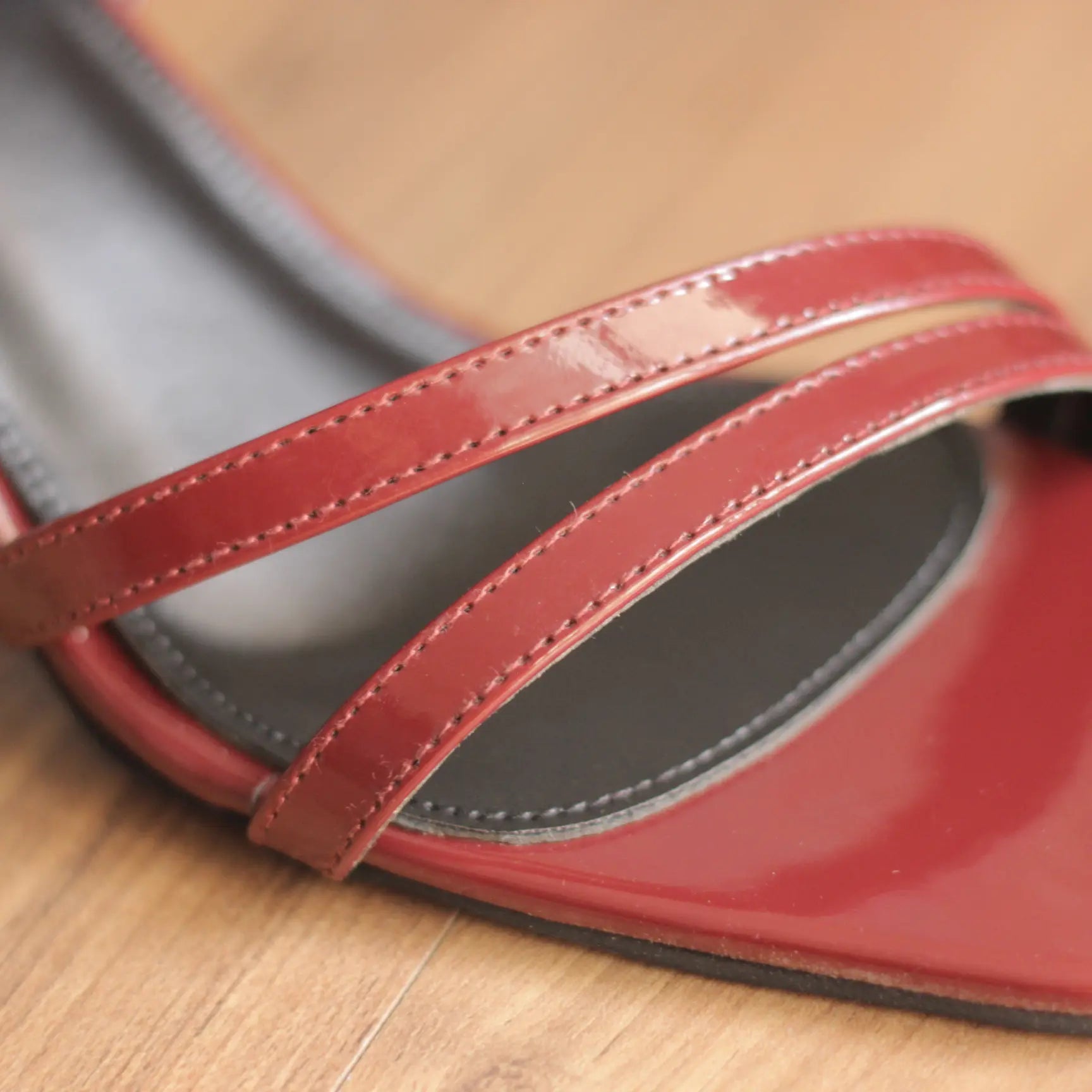 Rena – Minimal Muse Sandals