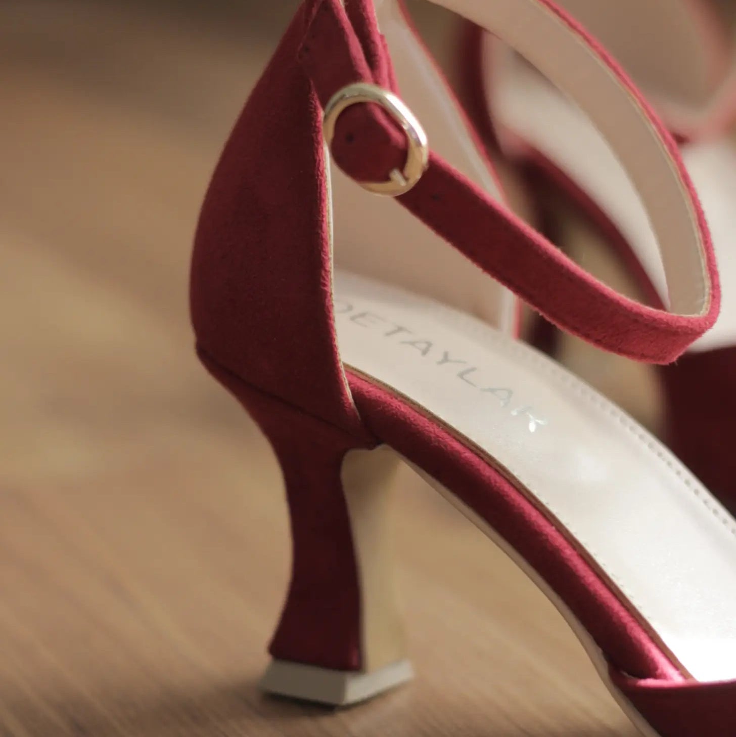 LAVINA – Soft Touch Suede Heels