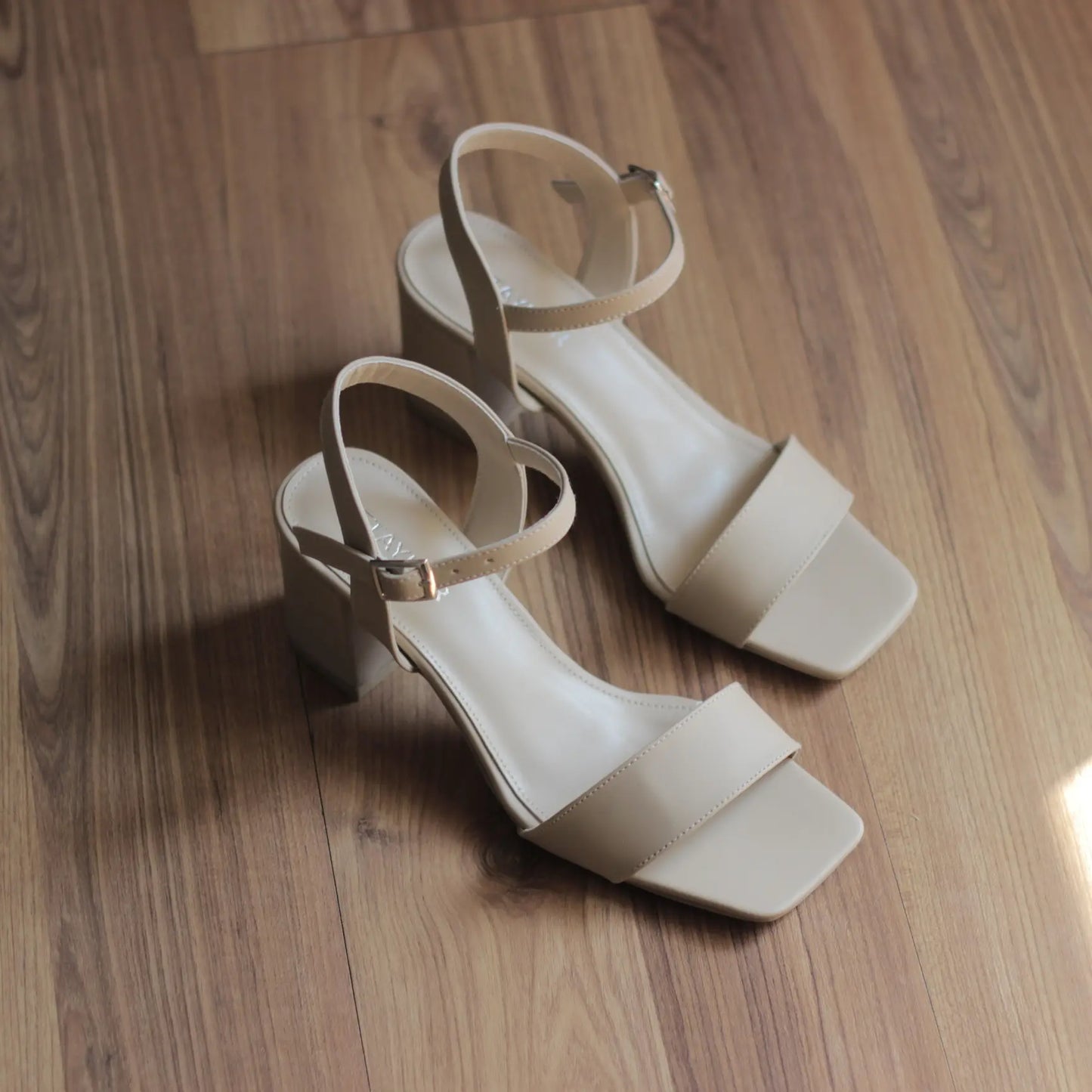 NAYA – Minimal Muse