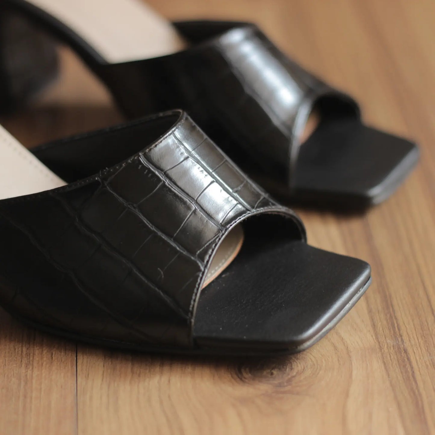 Croco Slip