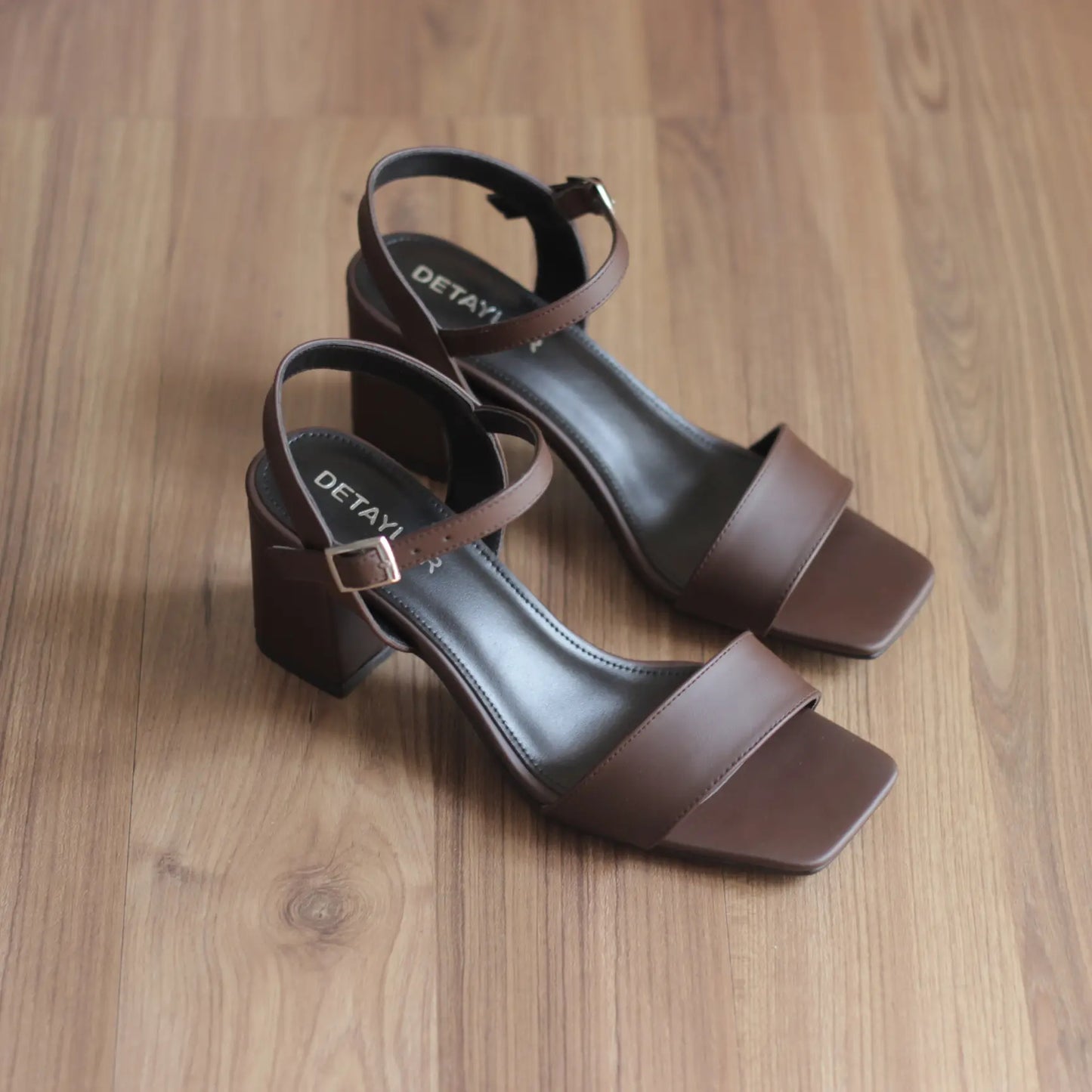 NAYA – Minimal Muse