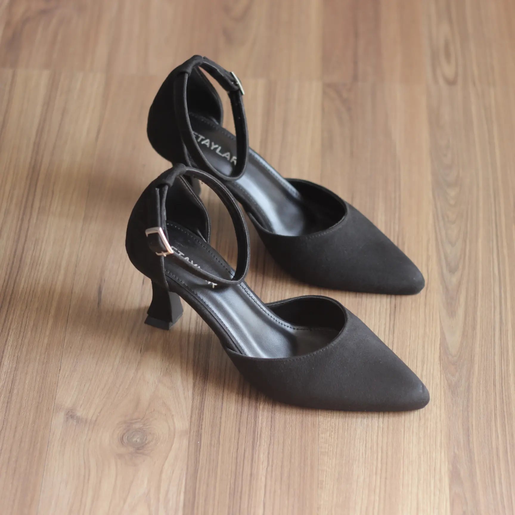 LAVINA – Soft Touch Suede Heels
