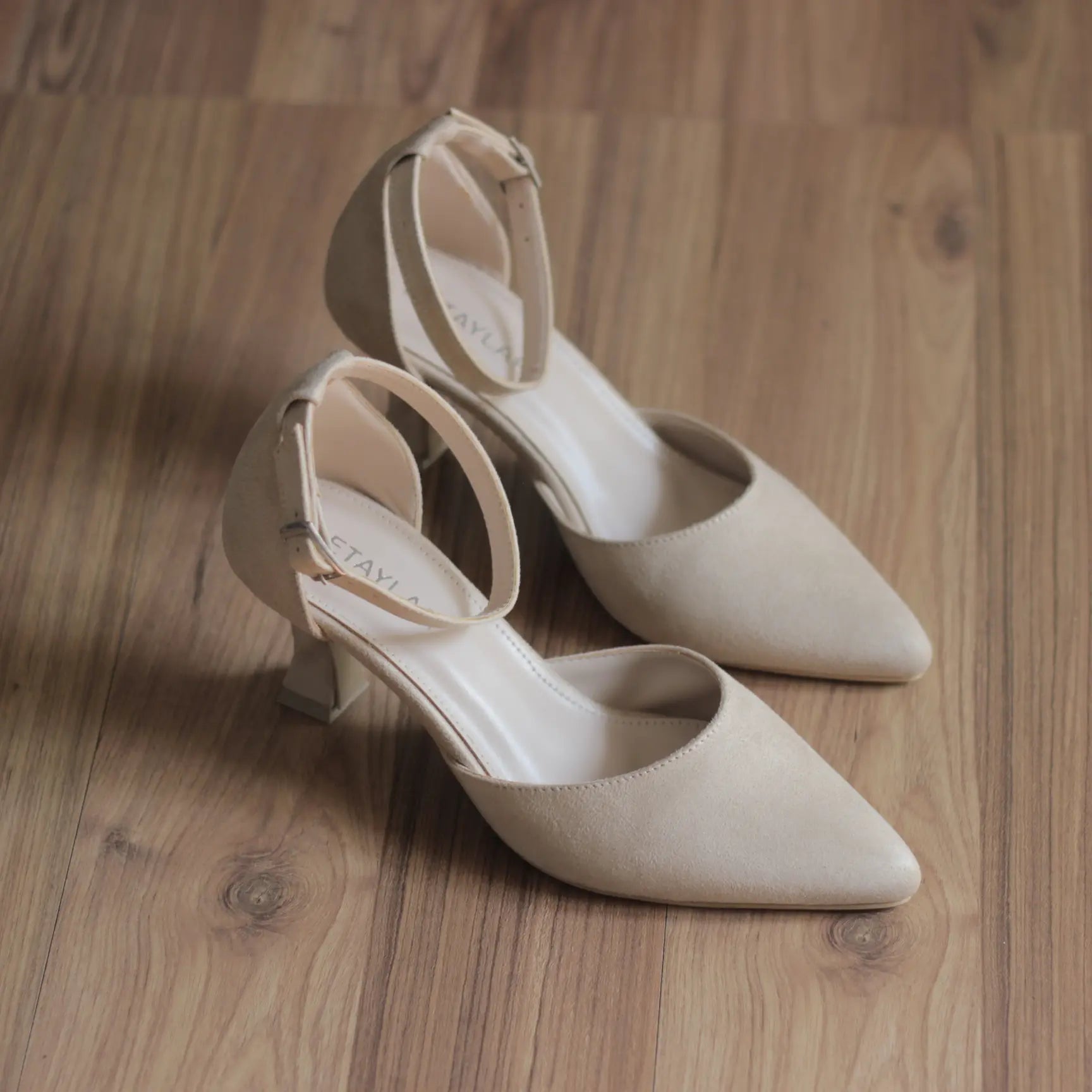 LAVINA – Soft Touch Suede Heels