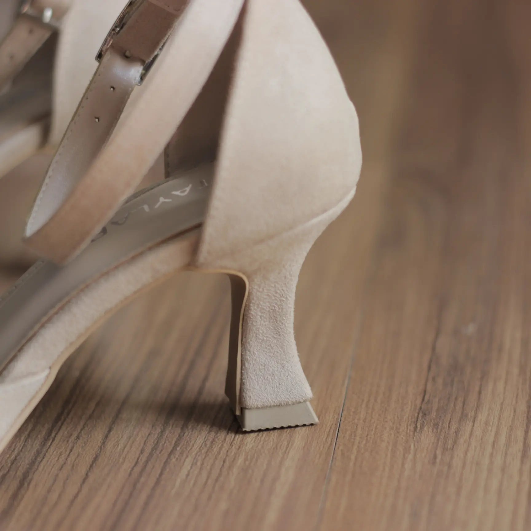 LAVINA – Soft Touch Suede Heels