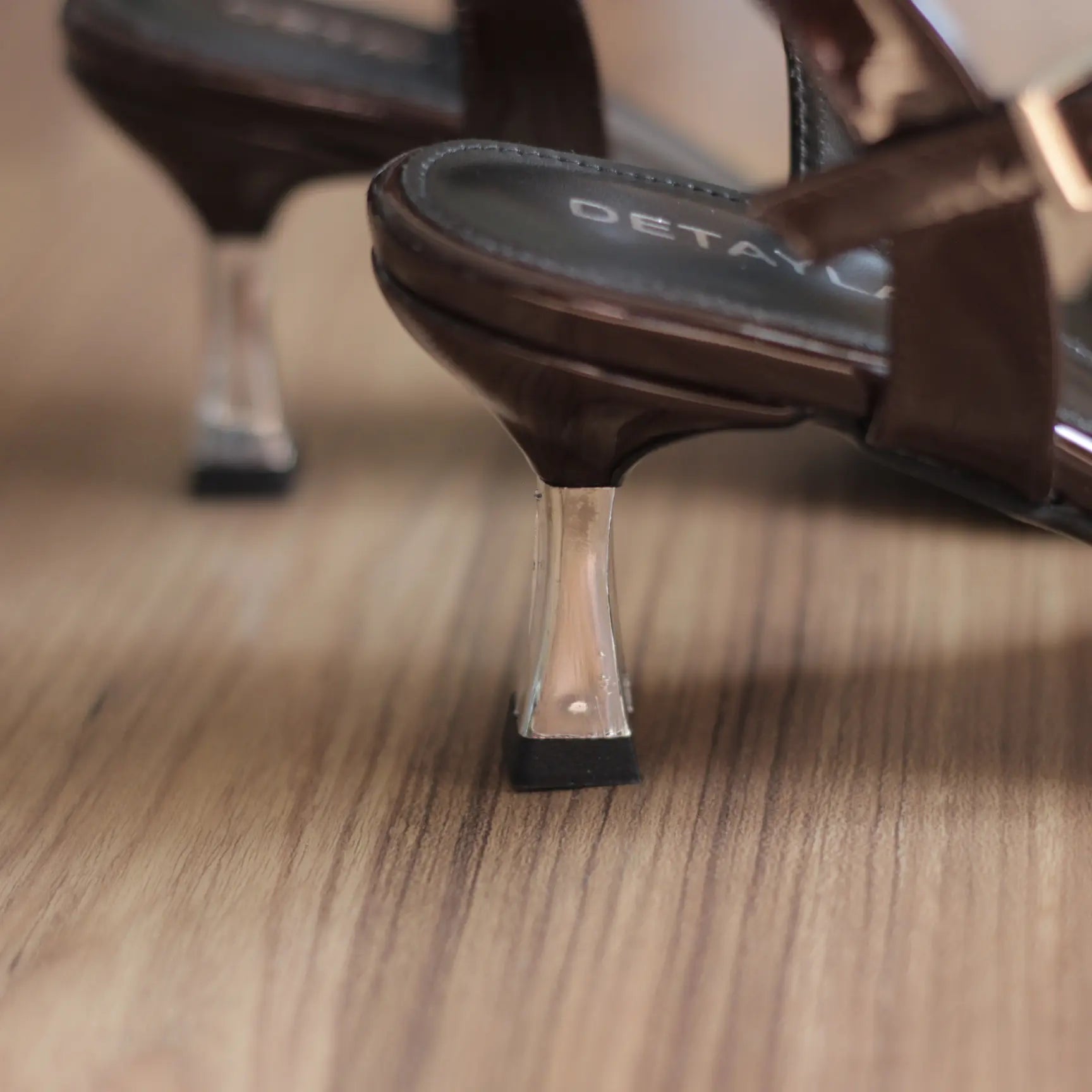 Rena – Minimal Muse Sandals