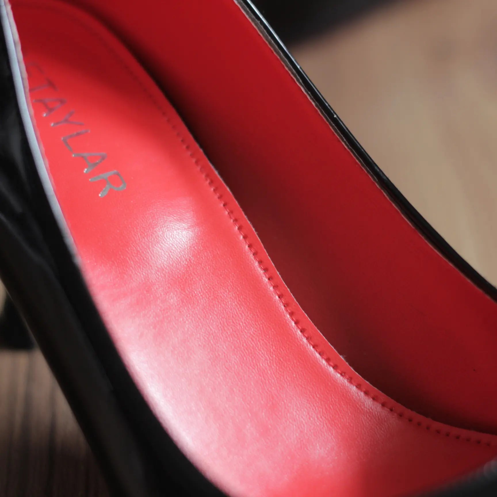 LUSIA – Power Walk Black Heels